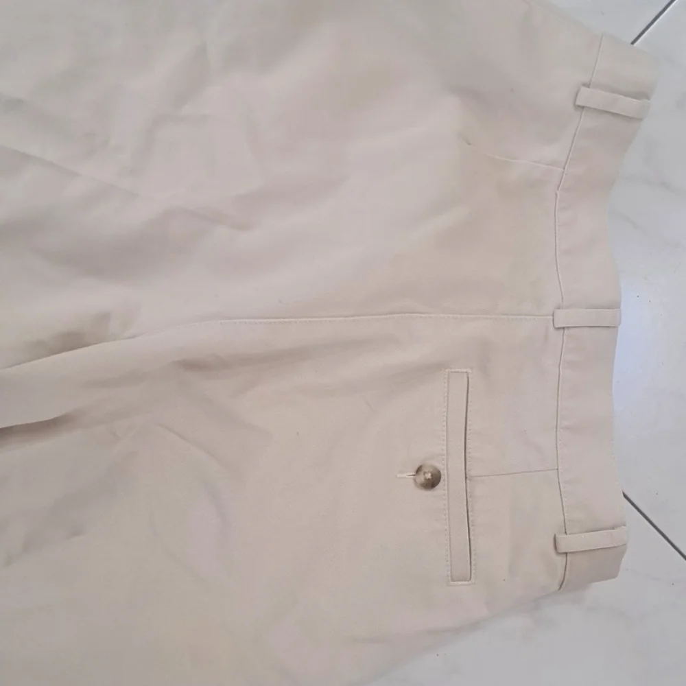 LLBEAN women's pants NWT Size 8 P - Picture 3 of 6